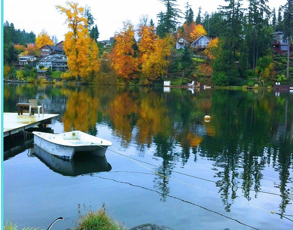 Linda'S By The Lake Maple Valley Exteriör bild